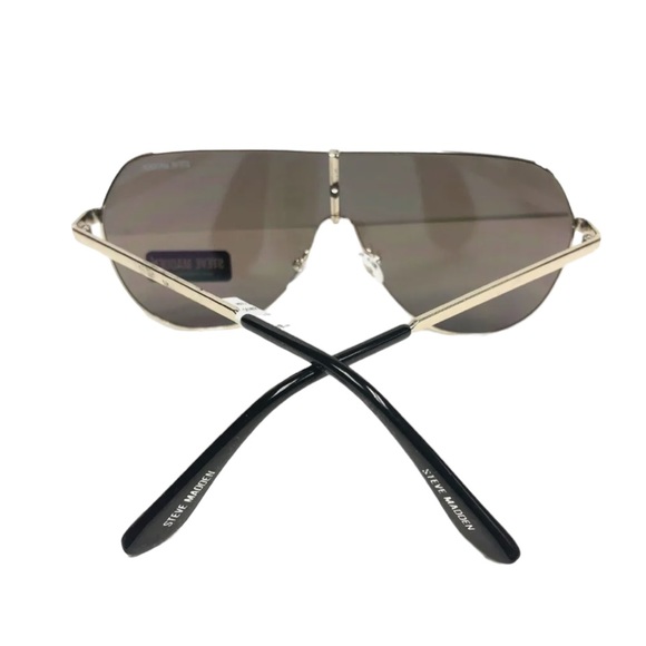 Steve Madden Tyson Sunglasses - Picture 3 of 4